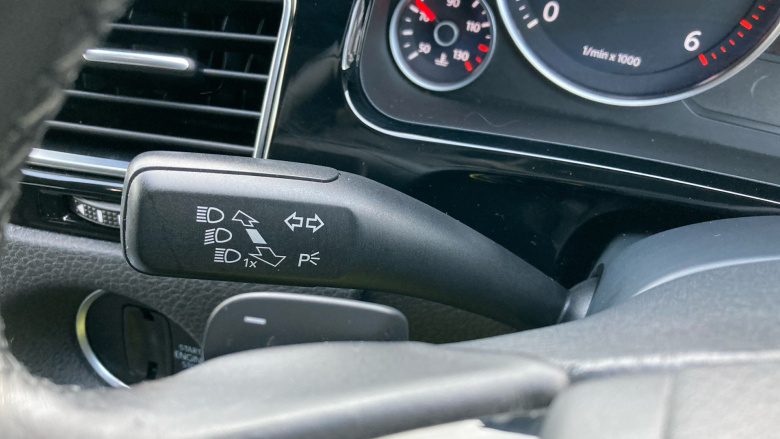 Volkswagen Touareg 3.0 V6 TDI BlueMotion Tech 262 R-Line 5dr Tip Auto Diesel Estate